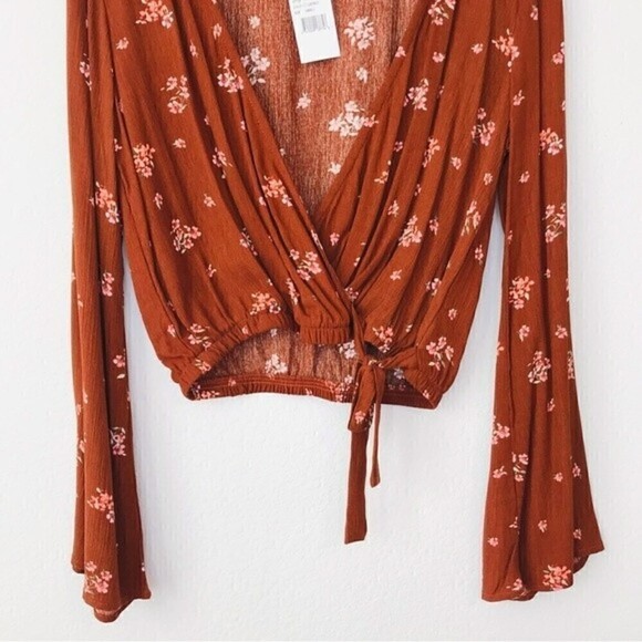 New! Bohemian Gypsy Faux Wrap Bell Sleeve Rust Floral Top Blouse - Picture 6 of 10